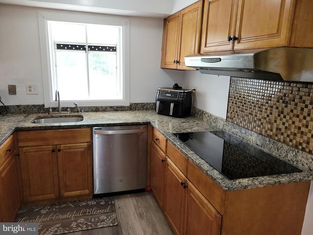 9203 TWIN HILL LN, Laurel, MD 20708