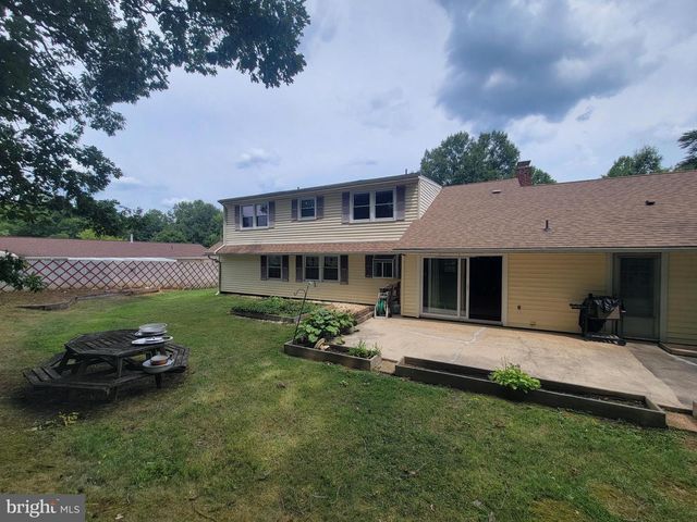 9203 TWIN HILL LN, Laurel, MD 20708