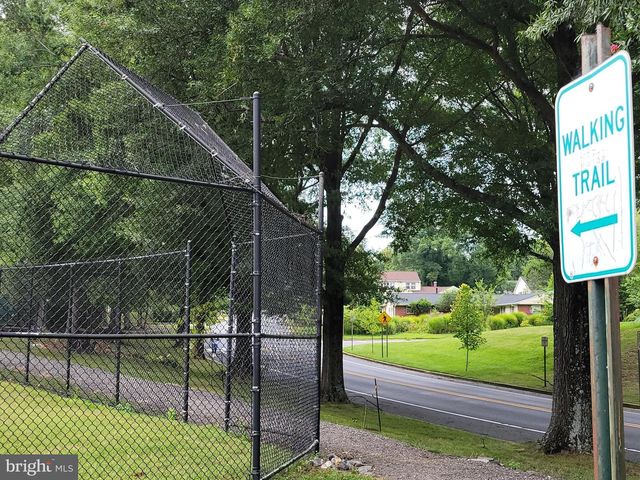 9203 TWIN HILL LN, Laurel, MD 20708