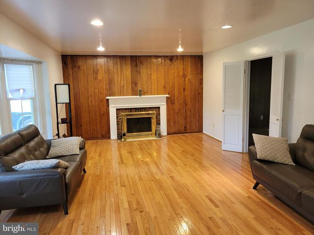 9203 TWIN HILL LN, Laurel, MD 20708