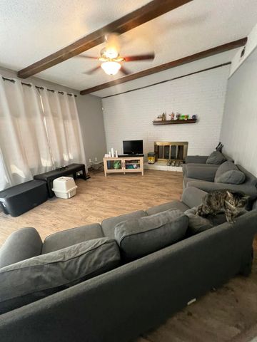 8208 Kenosha Avenue, Lubbock, TX 79423