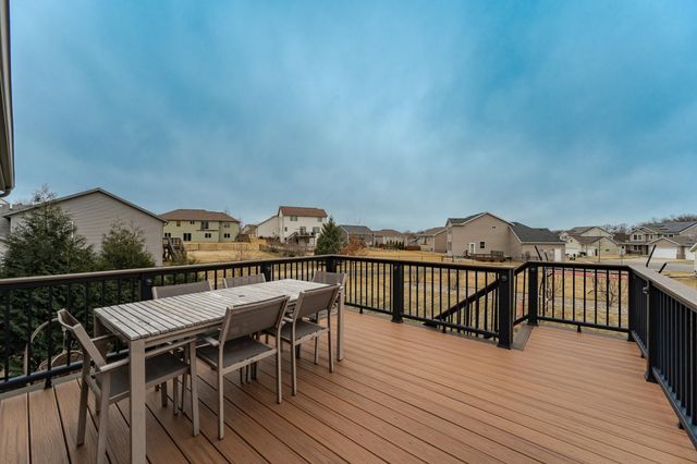 2679 Flagstone Lane NW, Rochester, MN 55901