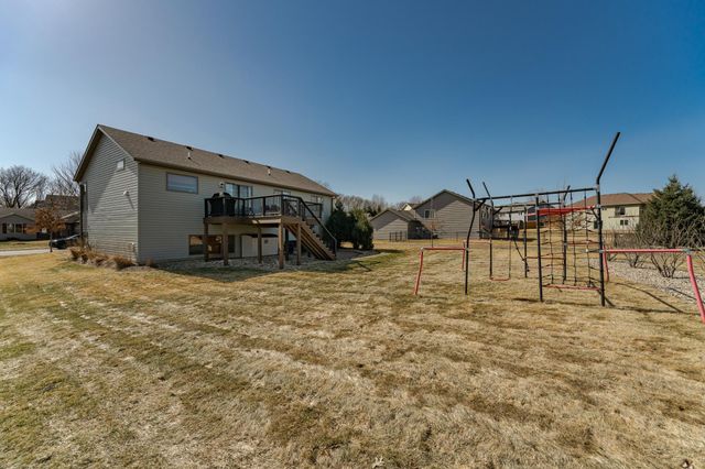 2679 Flagstone Lane NW, Rochester, MN 55901