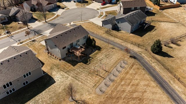 2679 Flagstone Lane NW, Rochester, MN 55901