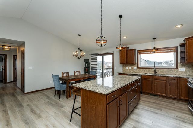 2679 Flagstone Lane NW, Rochester, MN 55901