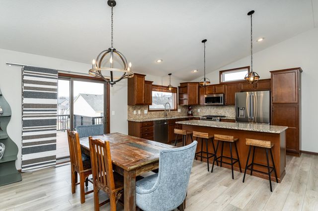 2679 Flagstone Lane NW, Rochester, MN 55901