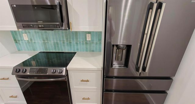 385 NW 36th Avenue, Deerfield Beach, FL 33442