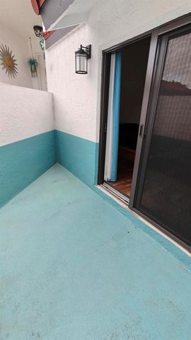 385 NW 36th Avenue, Deerfield Beach, FL 33442