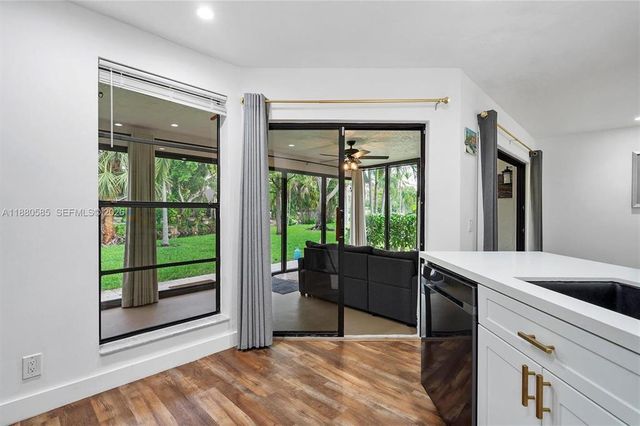 385 NW 36th Avenue, Deerfield Beach, FL 33442
