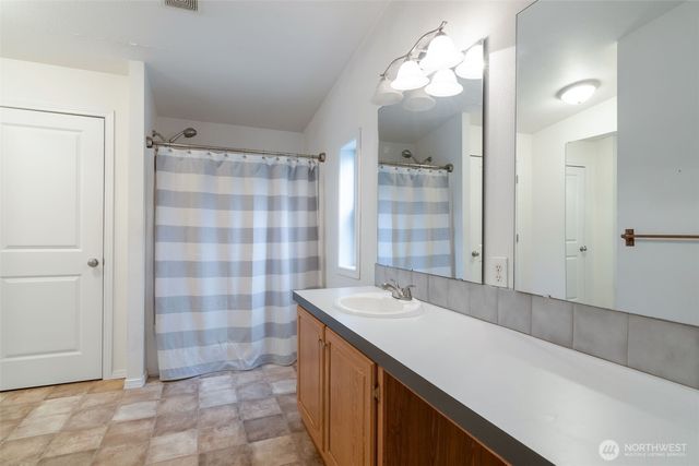 19515 95th Avenue NE, Arlington, WA 98223