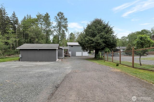 19515 95th Avenue NE, Arlington, WA 98223