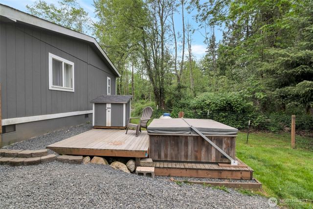19515 95th Avenue NE, Arlington, WA 98223
