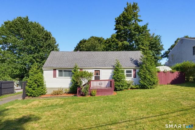 31 Ann Street, East Haven, CT 06512