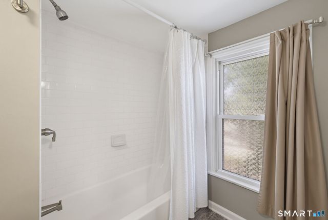 31 Ann Street, East Haven, CT 06512