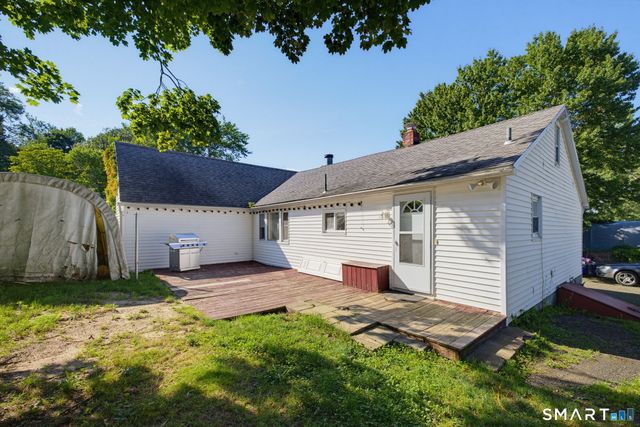 31 Ann Street, East Haven, CT 06512