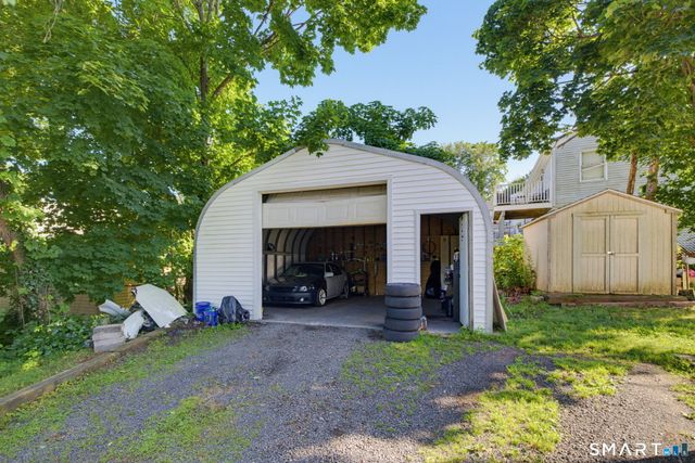 31 Ann Street, East Haven, CT 06512