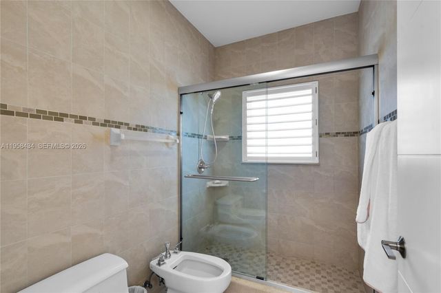 647 S Zamora Ave, Coral Gables, FL 33134