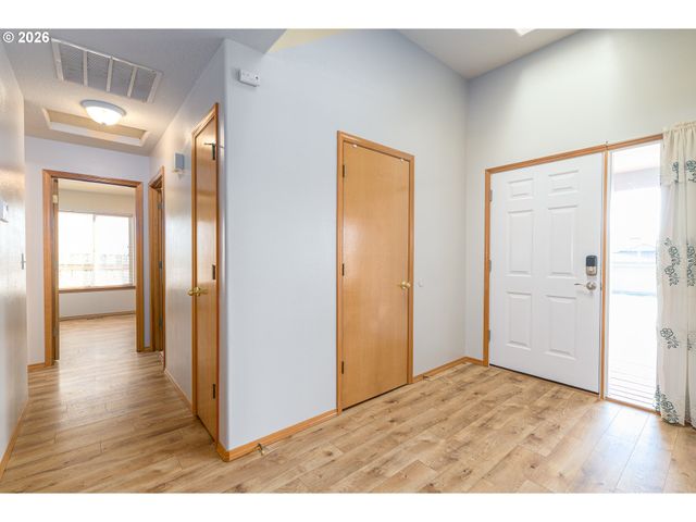 5518 Se 130TH Ave, Portland, OR 97236