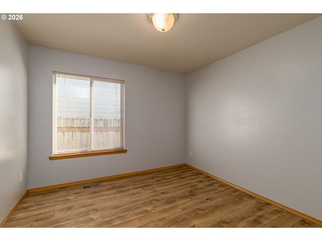 5518 Se 130TH Ave, Portland, OR 97236