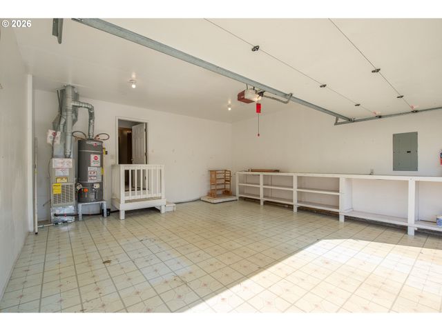 5518 Se 130TH Ave, Portland, OR 97236