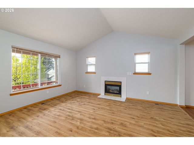 5518 Se 130TH Ave, Portland, OR 97236