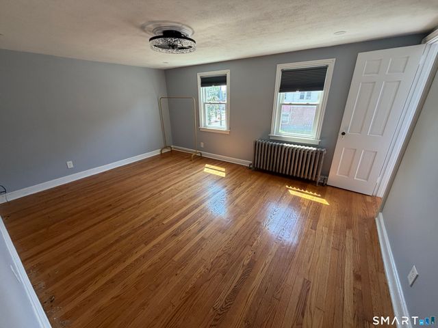 2 Barber Street, Windsor, CT 06095