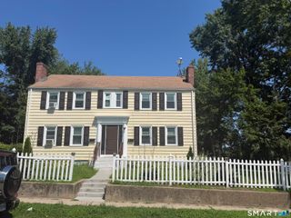 2 Barber Street, Windsor, CT 06095