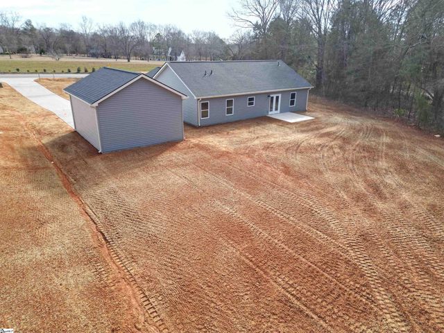 10002 Hwy 252, Ware Shoals, SC 29692