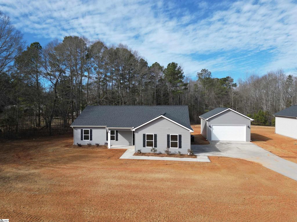 10002 Hwy 252, Ware Shoals, SC 29692