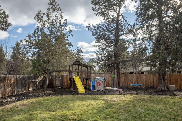 64564 Riverview Avenue, Bend, OR 97703