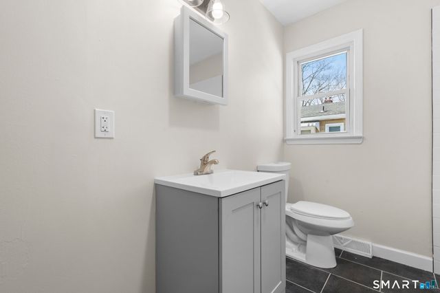 229 Homeside Avenue, West Haven, CT 06516