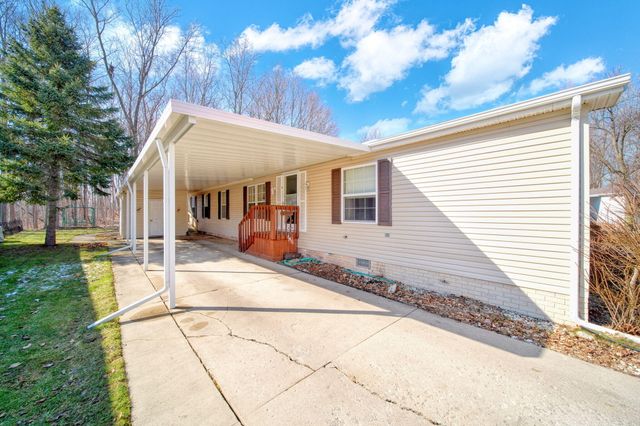909 Savannah River Drive, Adrian City, MI 49221
