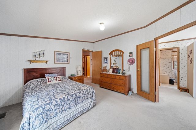 909 Savannah River Drive, Adrian City, MI 49221
