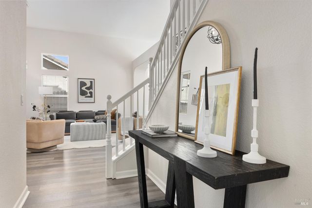 1620 Hickam Cir, Suisun City, CA 94585