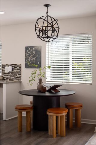 1620 Hickam Cir, Suisun City, CA 94585