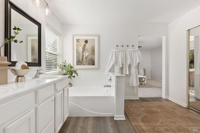 1620 Hickam Cir, Suisun City, CA 94585