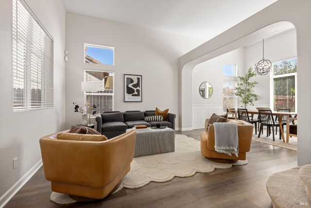 1620 Hickam Cir, Suisun City, CA 94585