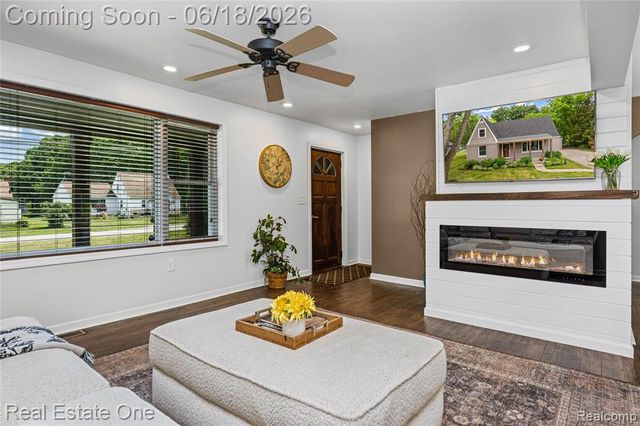 2275 Richwood Road, Auburn Hills, MI 48326