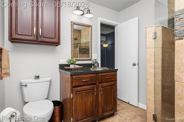 2275 Richwood Road, Auburn Hills, MI 48326