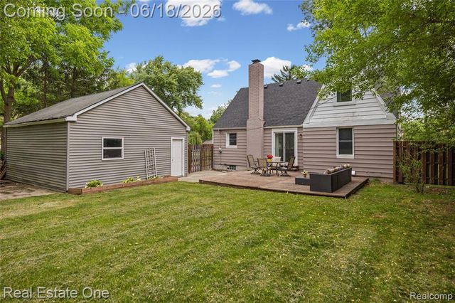 2275 Richwood Road, Auburn Hills, MI 48326