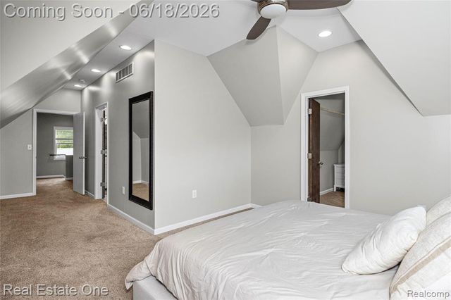 2275 Richwood Road, Auburn Hills, MI 48326