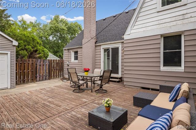 2275 Richwood Road, Auburn Hills, MI 48326
