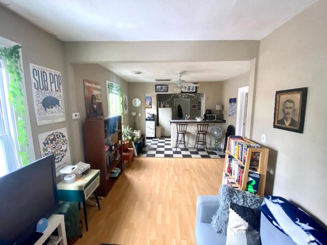 816 E Clarke STREET, Milwaukee, WI 53212