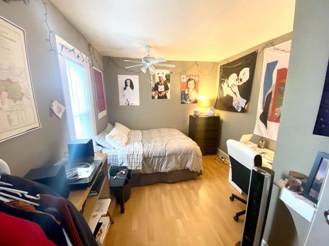 816 E Clarke STREET, Milwaukee, WI 53212