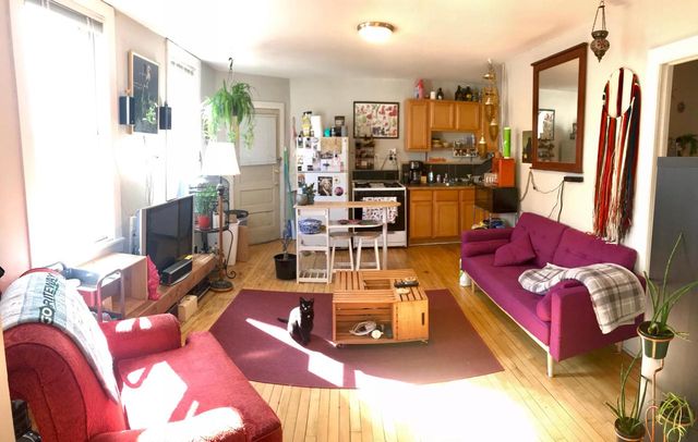 816 E Clarke STREET, Milwaukee, WI 53212