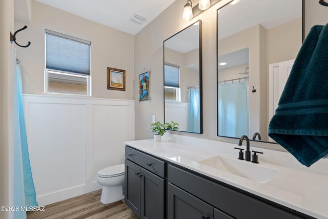8467 N Van Cleeve Lane, Tucson, AZ 85743