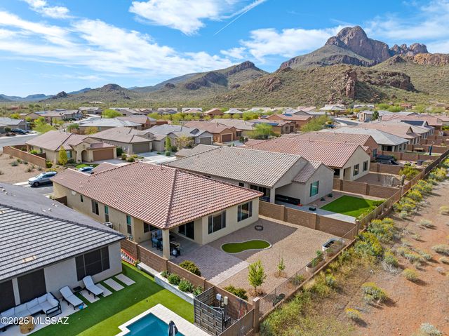 8467 N Van Cleeve Lane, Tucson, AZ 85743