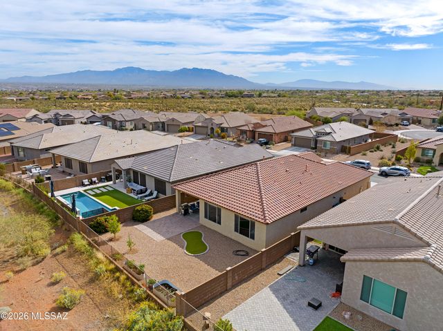 8467 N Van Cleeve Lane, Tucson, AZ 85743