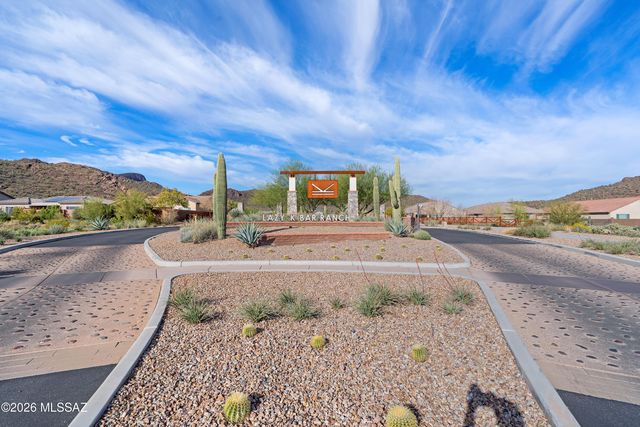 8467 N Van Cleeve Lane, Tucson, AZ 85743