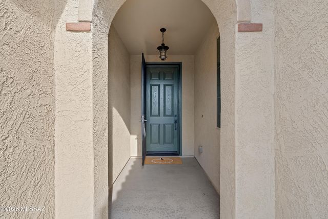 8467 N Van Cleeve Lane, Tucson, AZ 85743